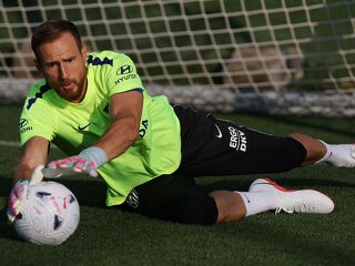 ERGO wird offizieller Versicherungspartner von Atlético de Madrid. Die Partnerschaft soll insbesondere den Markenaufbau von ERGO | DKV in Spanien unterstützen. Hier im Bild: Jan Oblak