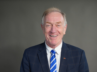 BVK-Präsident Michael H. Heinz fordert, persönliche Beratung auch beim Wechsel von bestehenden Riester-Verträgen in das neue Standard-Altersvorsorgedepot zu verankern.