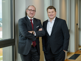 Dr. Guido Bader links, Dr. Ulrich Mitzlaff rechts