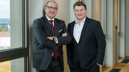 Dr. Guido Bader links, Dr. Ulrich Mitzlaff rechts