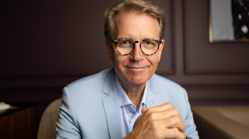 Martin Gräfer, Vorstand der Versicherungsgruppe die Bayerische, möchte Kunden langfristig gute Zinsen anbieten.