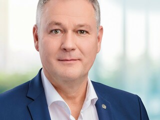 CDU-Finanzpolitiker Carsten Brodesser soll in den Aufsichtsrat der IDEAL einziehen. Der Bundestagsabgeordnete folgt auf Werner Salber.