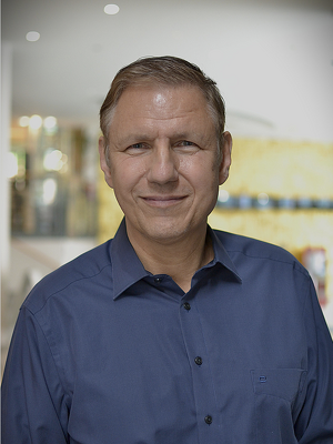Dr. Jens-Uwe Meyer, Vorstandsvorsitzender der DICIS AG, beschäftigt sich mit der Einführung und Zertifizierung von KI-Managementsystemen